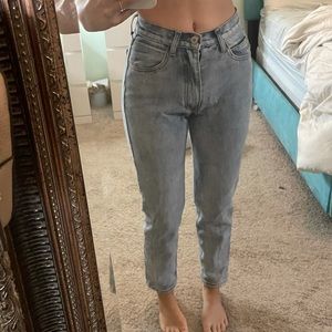 Brandy Melville John Galt Jane Light wash jeans